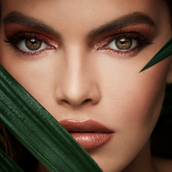 Stila Other - 🥳HP🥳 Stila Nobility Eyeshadow Palette